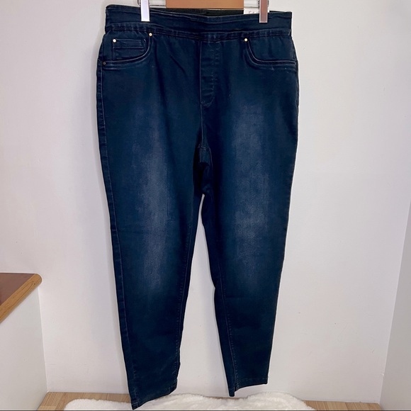 NEW Suko Jeans Pull On Slimming Jeggings Blue Jeans Plus Size 14 - Picture 2 of 5